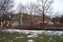 1280px-ZŠ_Jahodová_pavilony